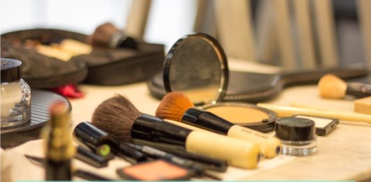 10 Most Common MakeUp Mistakes That You Dont Think
