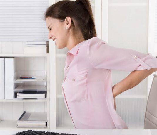 Common Posture Mistakes That Everyone Does And How To Fix Them