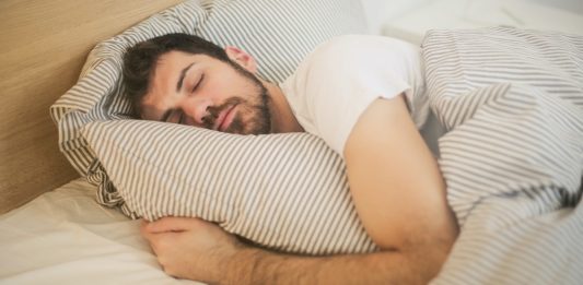 8 Reasons Why You Should Sleep On Your Back To Solve Sleep Issues
