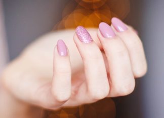 Know These Before You Get Your First Set Of Gel Extensions