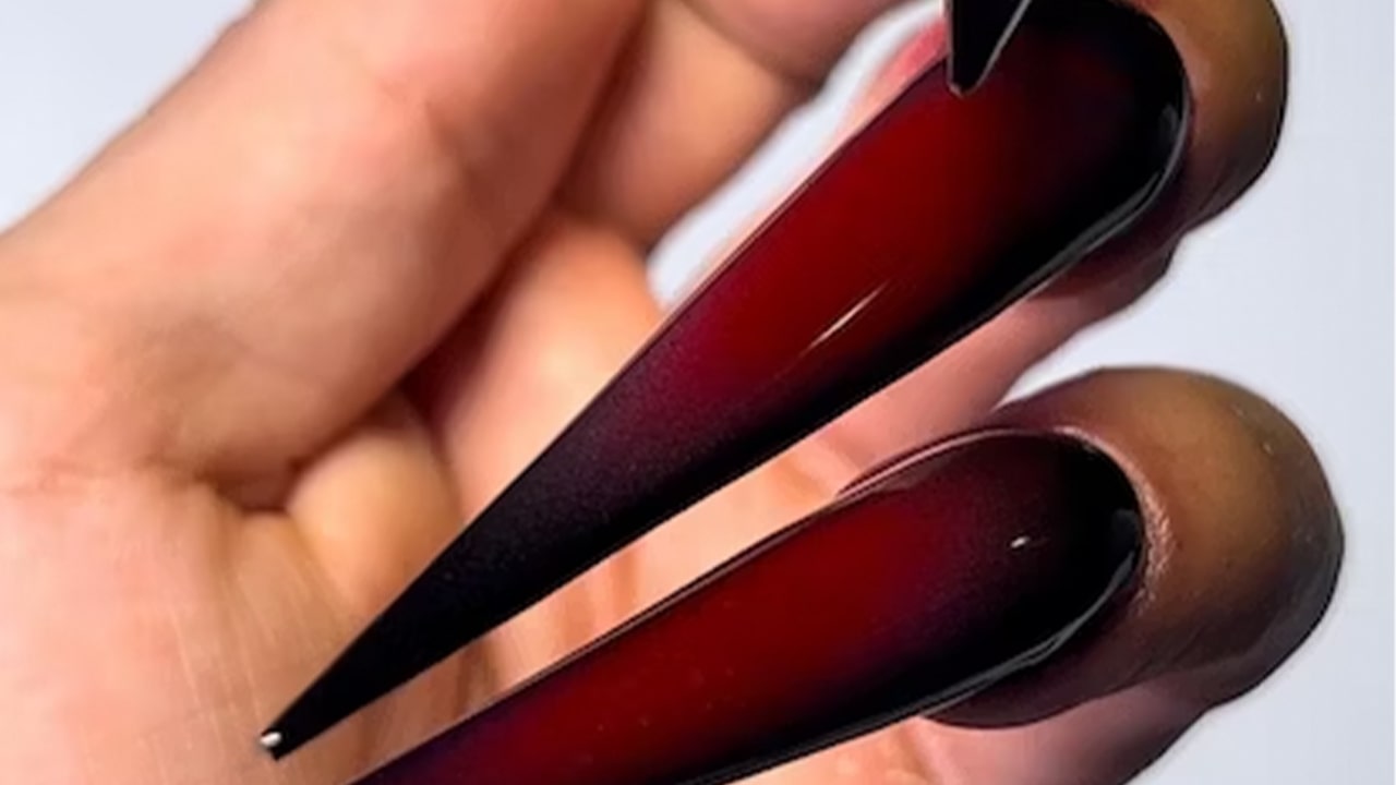 Gothic Vampire Nails